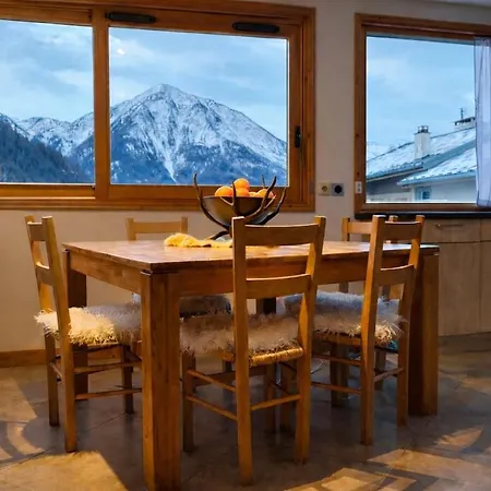 Aux Pieds, Paradiski, 4 6p Confort * La Plagne